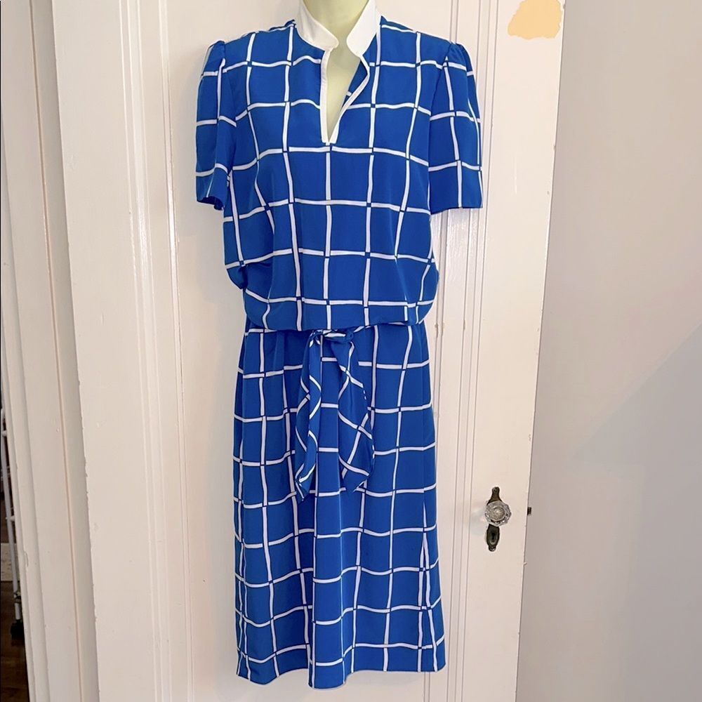 Vtg 80s Sasson Blue & White Grid Pattern Blouson Polyester Short Sleeve Dress